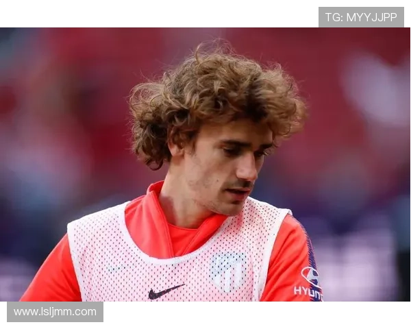 在异国街头偶遇足球巨星的惊喜瞬间与难忘回忆